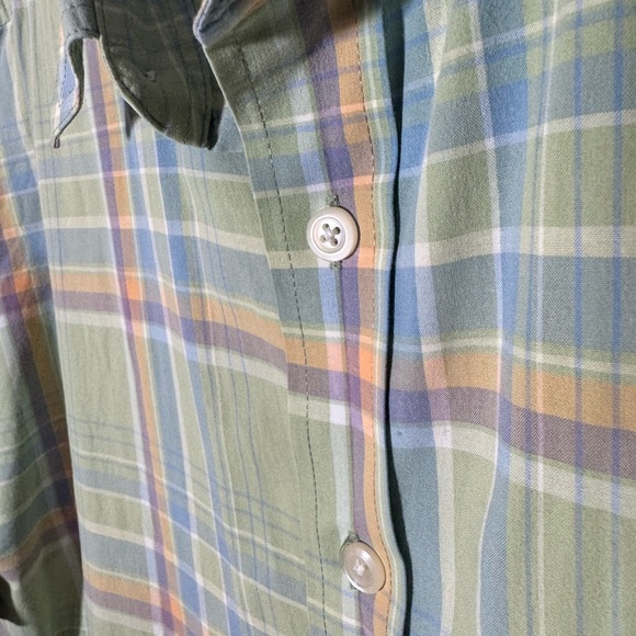 L.L Bean XL Tall  Light Green  Casual Button Down Short Sleeve Collared Shirt - Picture 2 of 4
